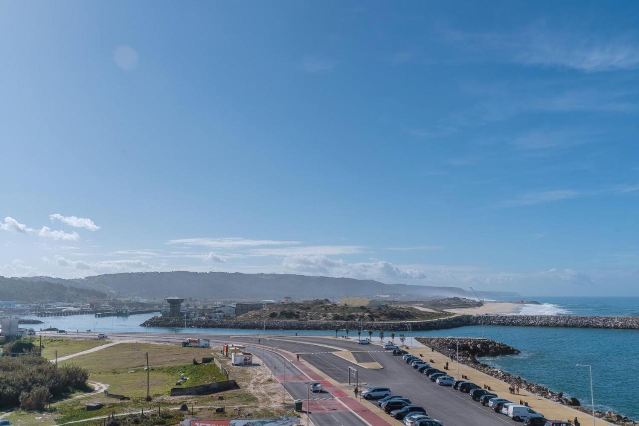 Farol Beach Place Назаре Экстерьер фото